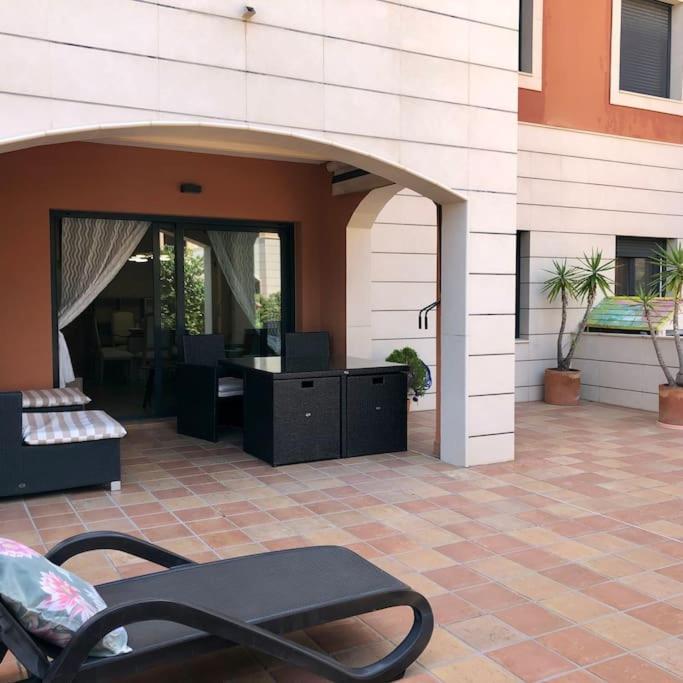 Hogar Brisa De Las Marinas Acogedor Apartamento Con Amplia Terraza Y Acceso Directo A Las Piscinas-Comfortable Apartment With Spacious Terrace And Direct Pool Access เดเนีย ภายนอก รูปภาพ
